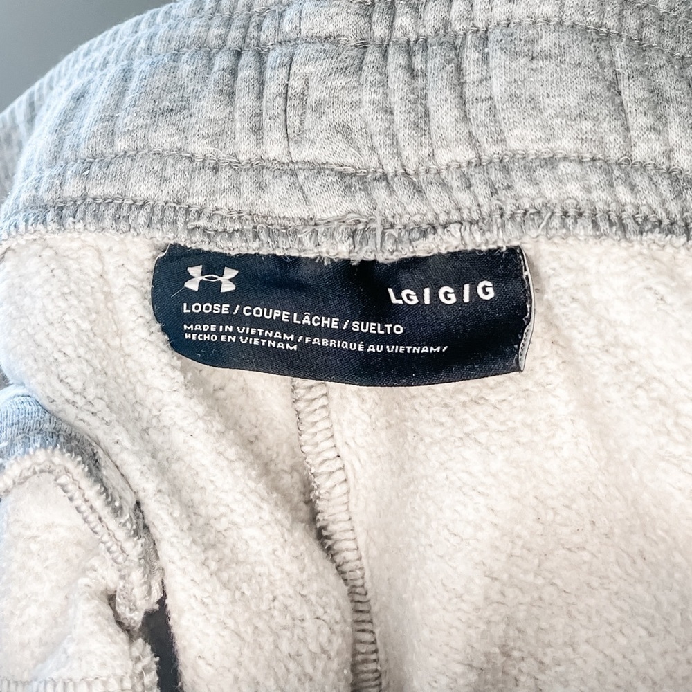 Under Armour Gray Joggers "Property Of Minnesota 1851" Graphic L - Picture 3 of 4